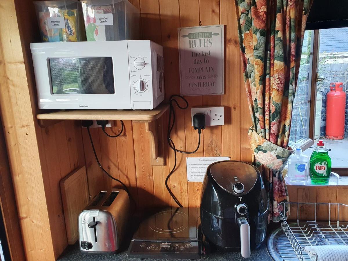 Cosy Countryside Log Cabin كيلكيني المظهر الخارجي الصورة