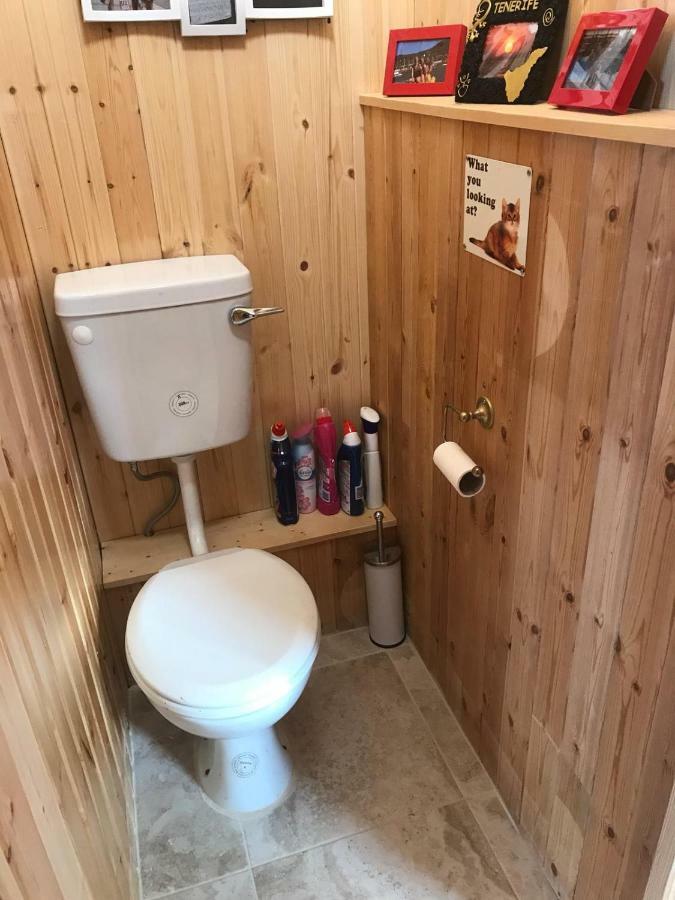 Cosy Countryside Log Cabin كيلكيني المظهر الخارجي الصورة
