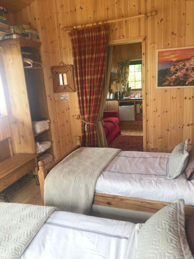 Cosy Countryside Log Cabin كيلكيني المظهر الخارجي الصورة